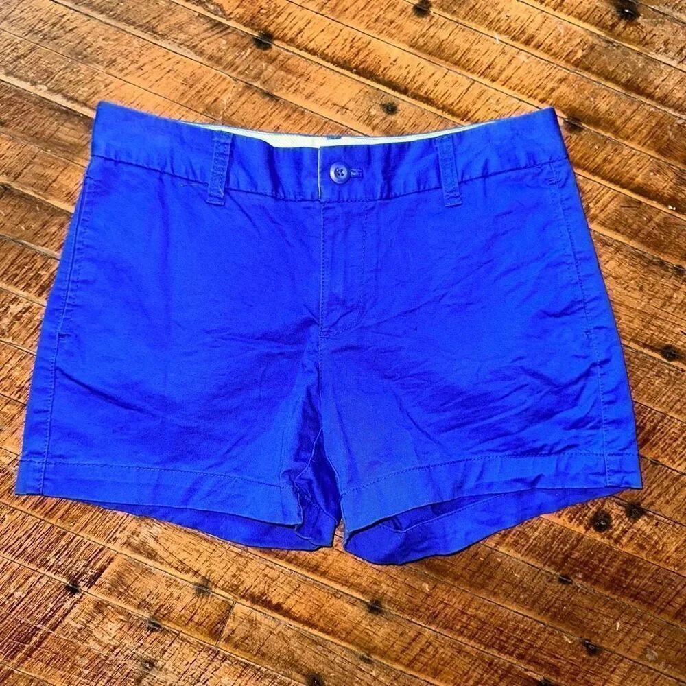 Khakis by Gap the 4” bright blue flat front chino shorts